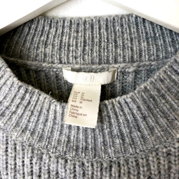 H&M Light Grey Knit - Picture 2 of 2